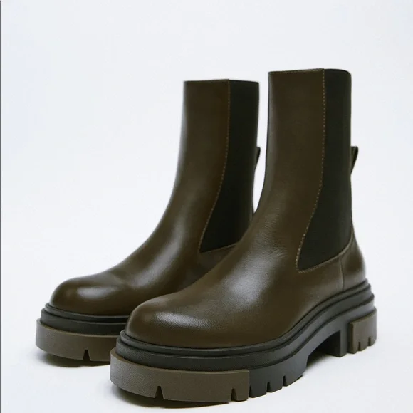 New Zara Chelsea Khaki Leather Ankle Boots Lug Soles Size 10  1176/810